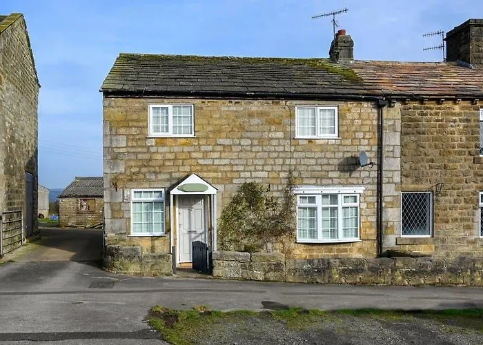Three Bedroom Countryside Cottage